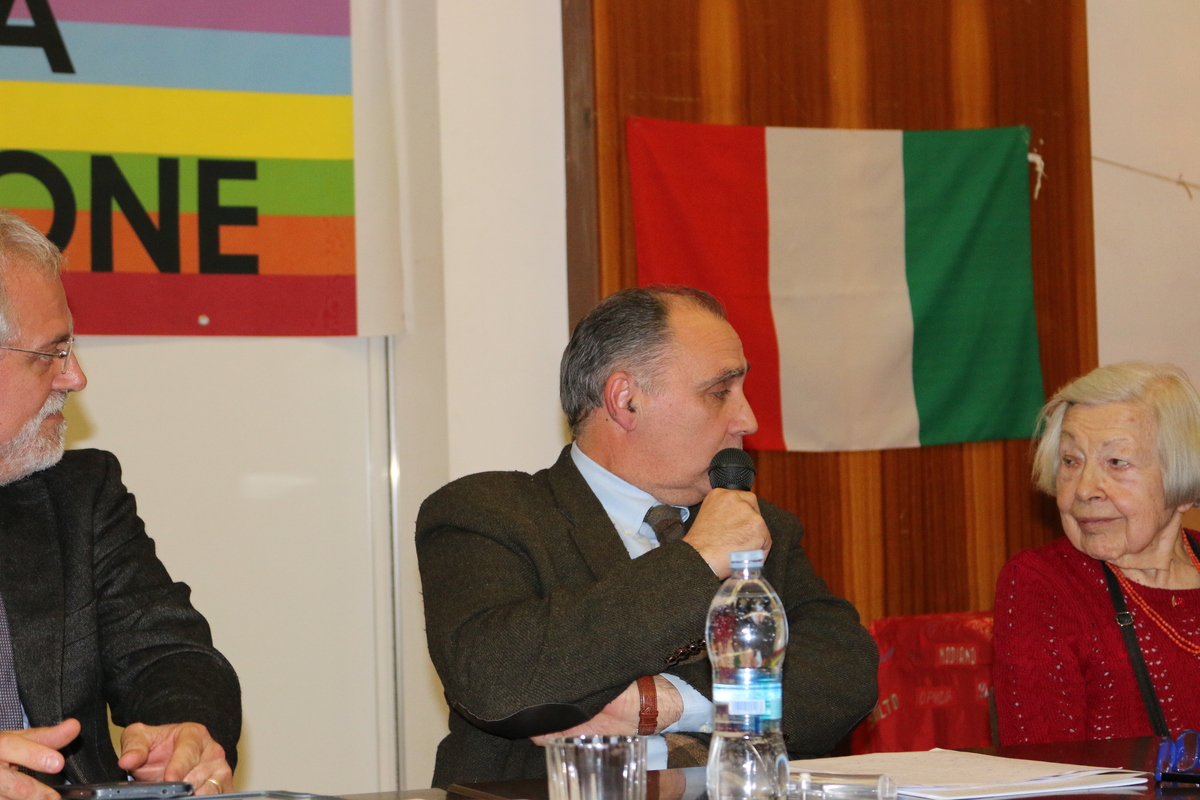 gal/DifendiamoLaCostituzione-10Dic2015/P-IMG_2845.JPG.jpg