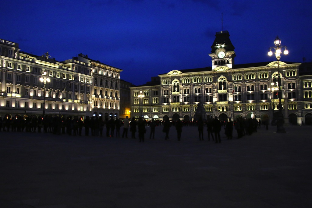 gal/Flash_mob_a_Trieste_23_04.2015/IMG_0931.JPG