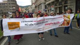 thumbnail.php?thumbnail=gal/1_maggio_Trieste_2015_/5.jpg